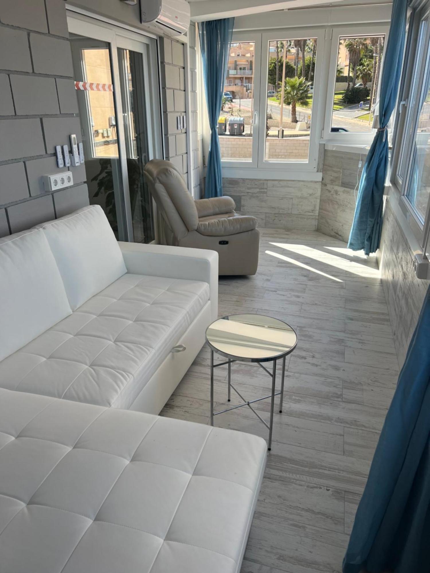 La Mata Apartment On The First Line Of The Sea 또레비에하 외부 사진