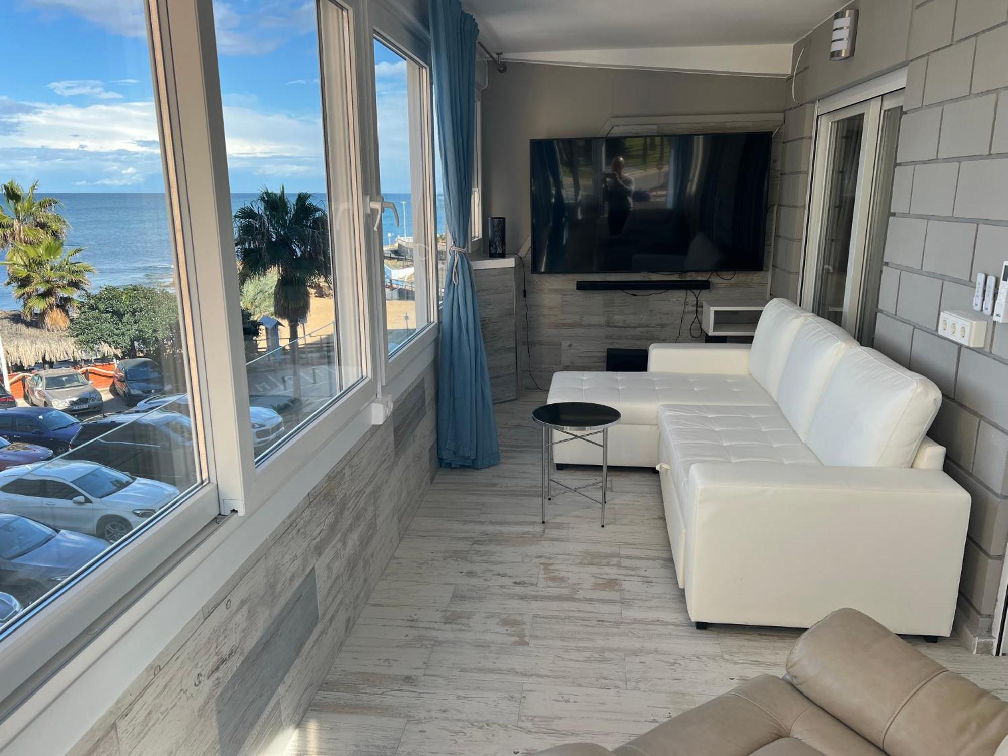 La Mata Apartment On The First Line Of The Sea 또레비에하 외부 사진