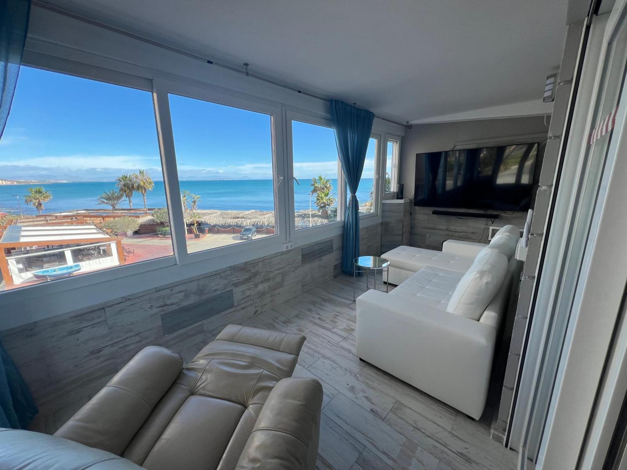 La Mata Apartment On The First Line Of The Sea 또레비에하 외부 사진